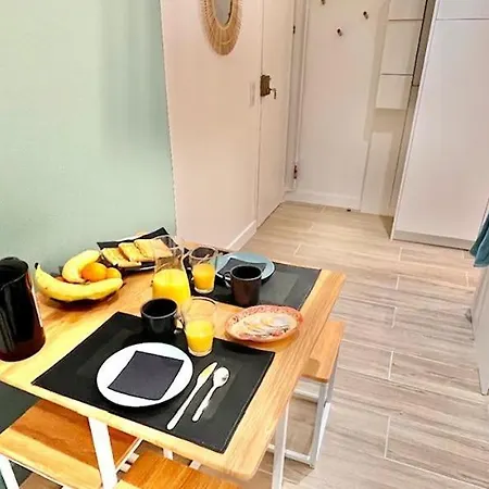 Clichy Quartier Victor Hugo - Superbe Appartement Entierement Renove Exterior photo