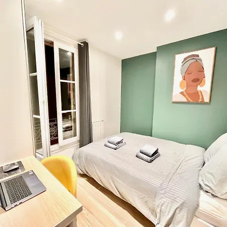Clichy Quartier Victor Hugo - Superbe Appartement Entierement Renove Exterior photo